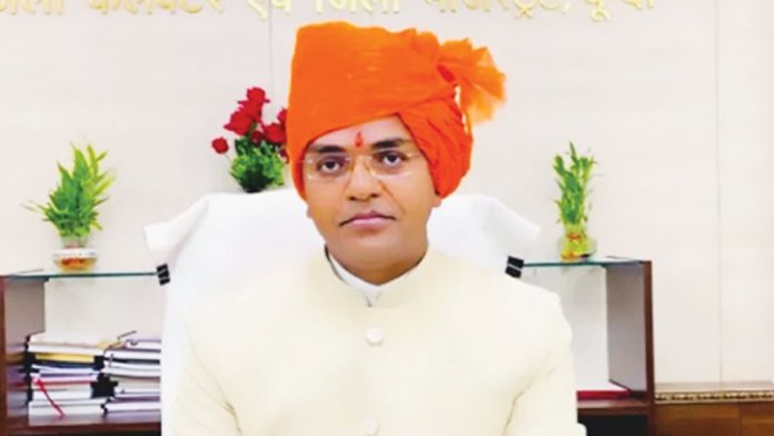 Kota collector gives letter balm for aspirants and families